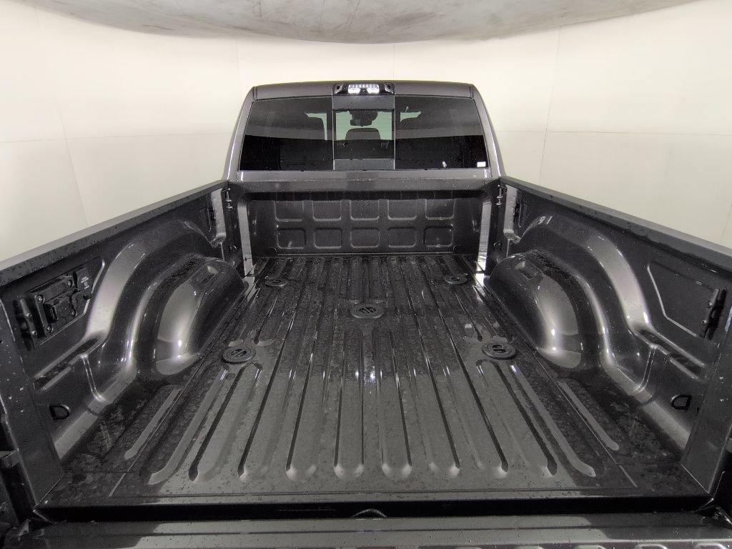 New 2026 RAM 2500 Limited AWD/4WD image 32