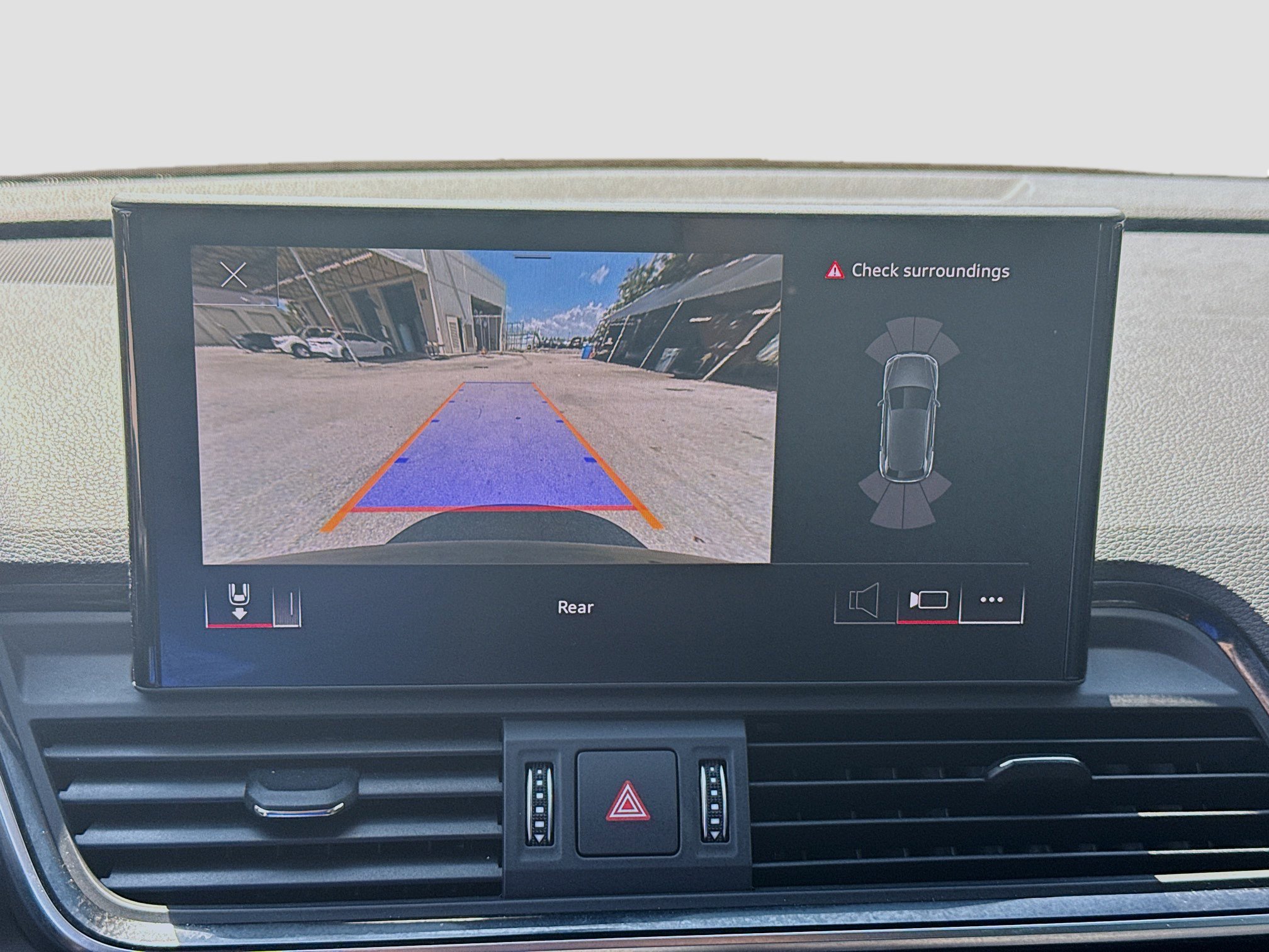 Used 2021 Audi Q5 Premium Plus w/ Premium Plus Package image 13