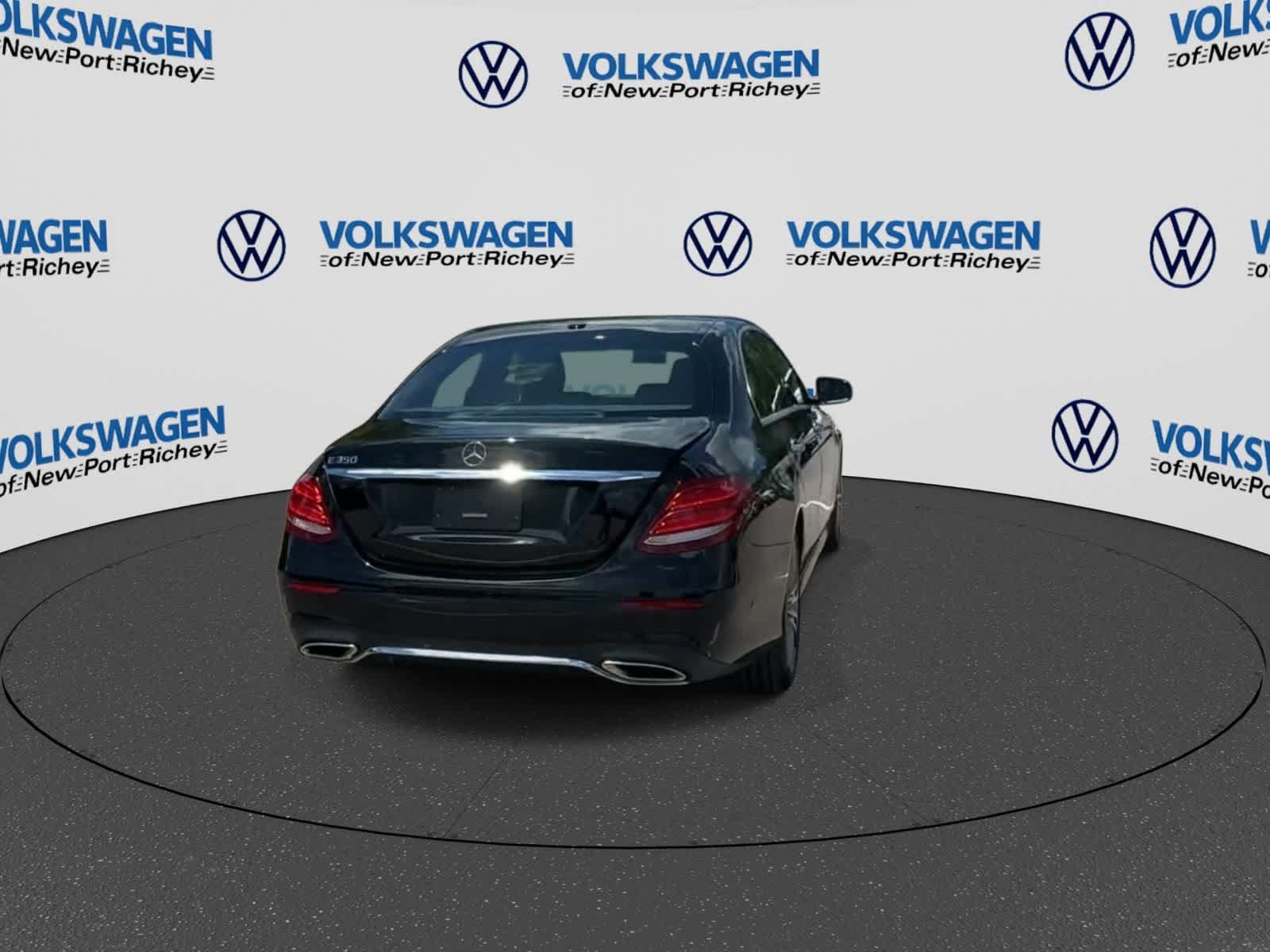 Used 2020 Mercedes-Benz E 350 Sedan image 7