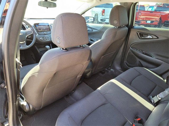 Used 2025 Chevrolet Malibu LS image 12