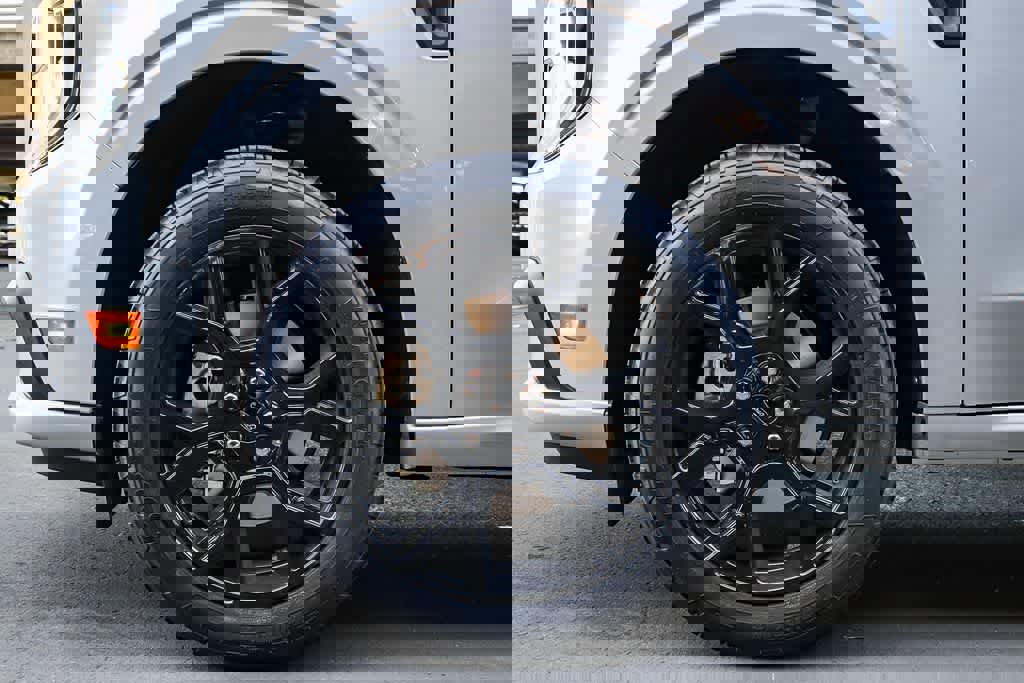 New 2026 Ford Maverick Lobo image 11