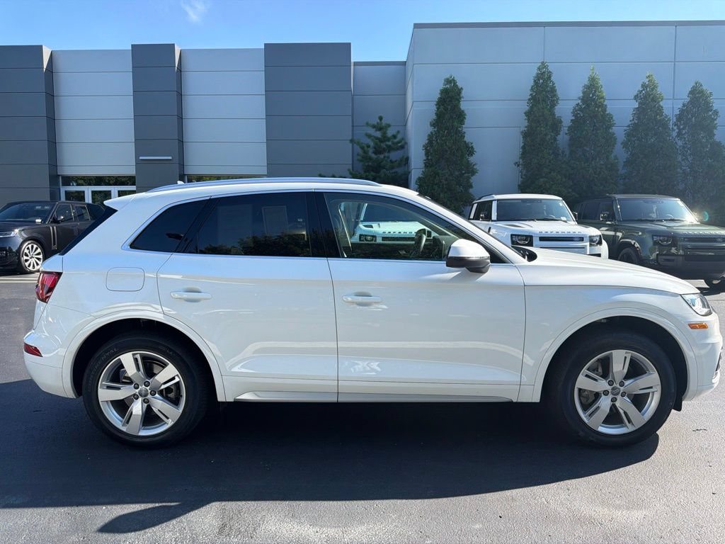 Used 2019 Audi Q5 2.0T Premium Plus w/ Premium Plus Package AWD/4WD image 6