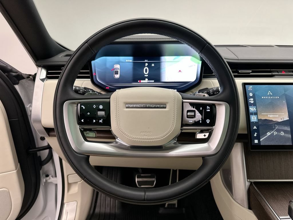 Certified 2025 Land Rover Range Rover SE AWD/4WD image 30