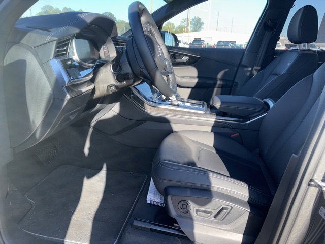 Used 2025 Audi Q7 2.0T Premium Plus w/ Premium Plus Package image 17