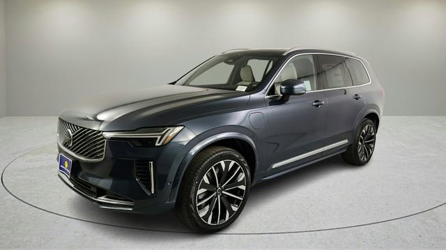 New 2026 Volvo XC90 T8 Plus w/ Protection Package Premier AWD/4WD image 8