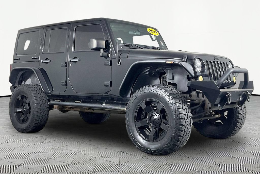 Used 2012 Jeep Wrangler Unlimited Sahara AWD/4WD image 3
