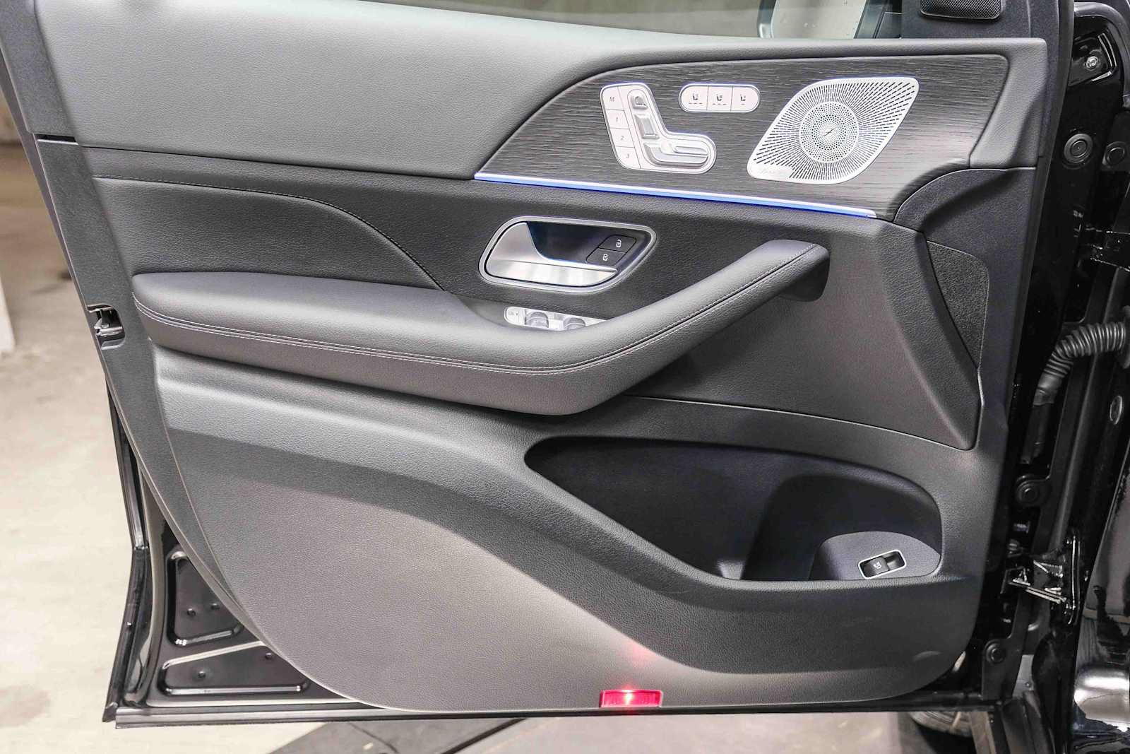 Certified 2024 Mercedes-Benz GLS 450 4MATIC image 27