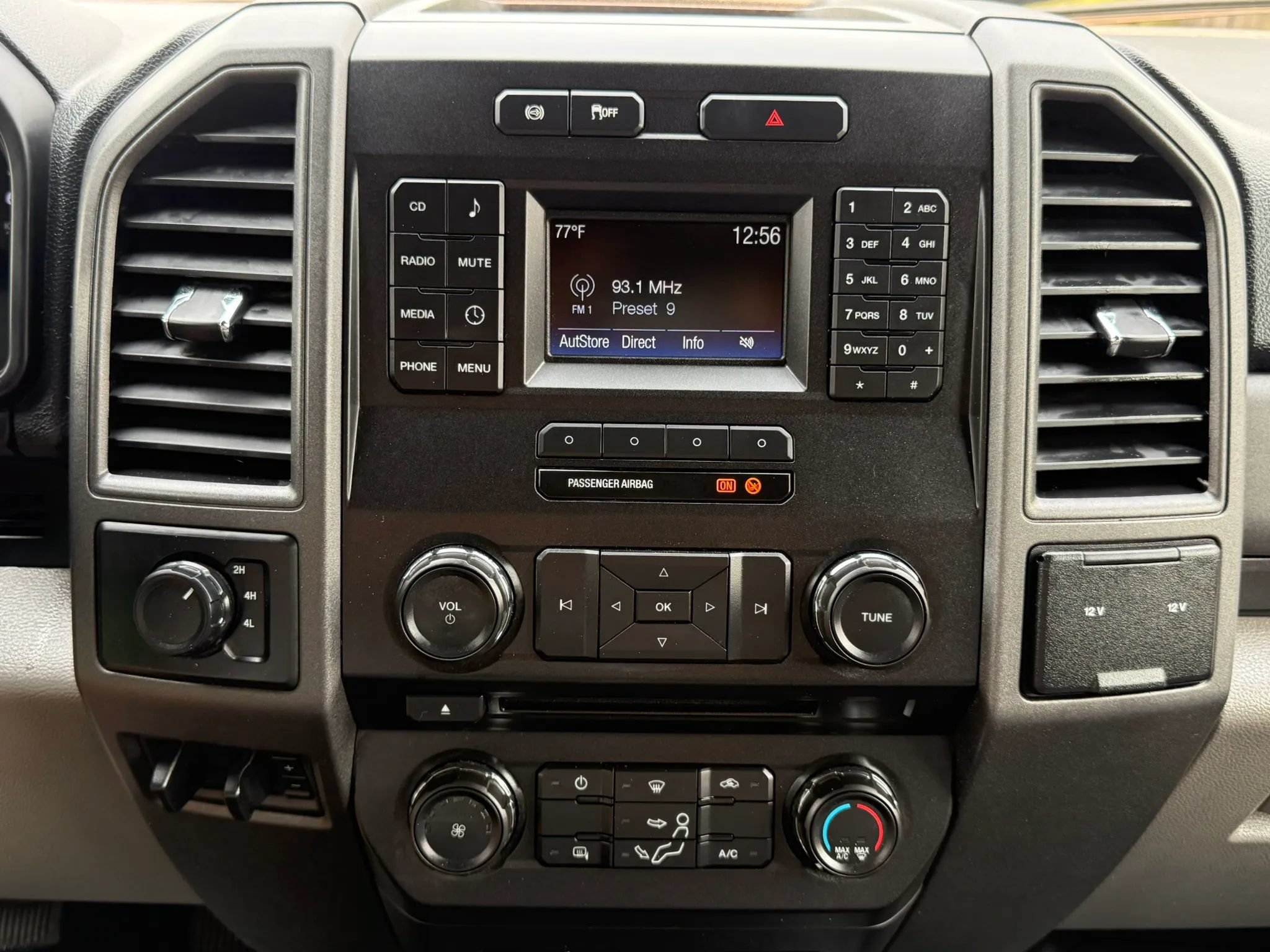 Used 2018 Ford F450 XL w/ Power Equipment Group AWD/4WD image 19
