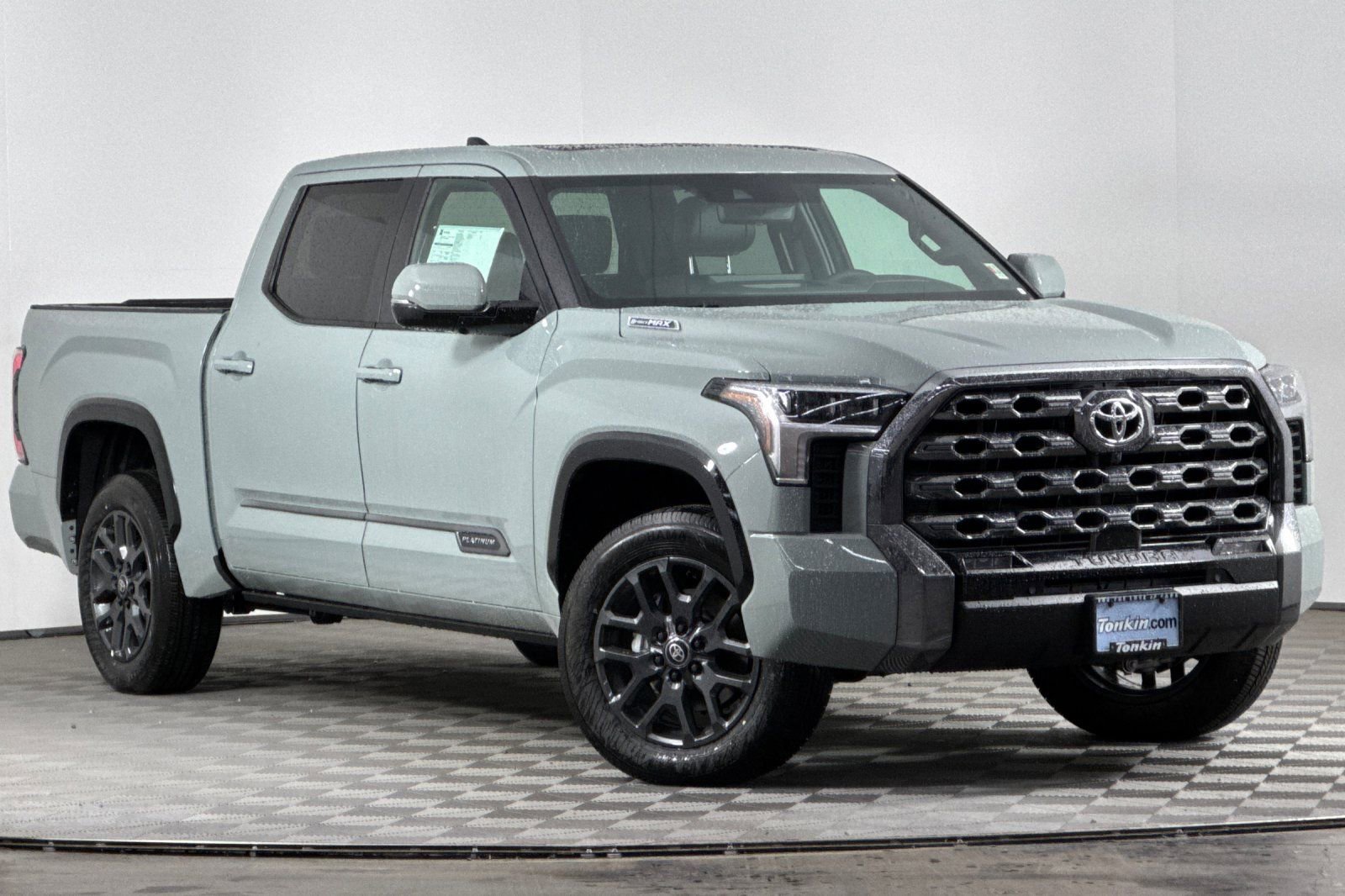 New 2025 Toyota Tundra Platinum image 2