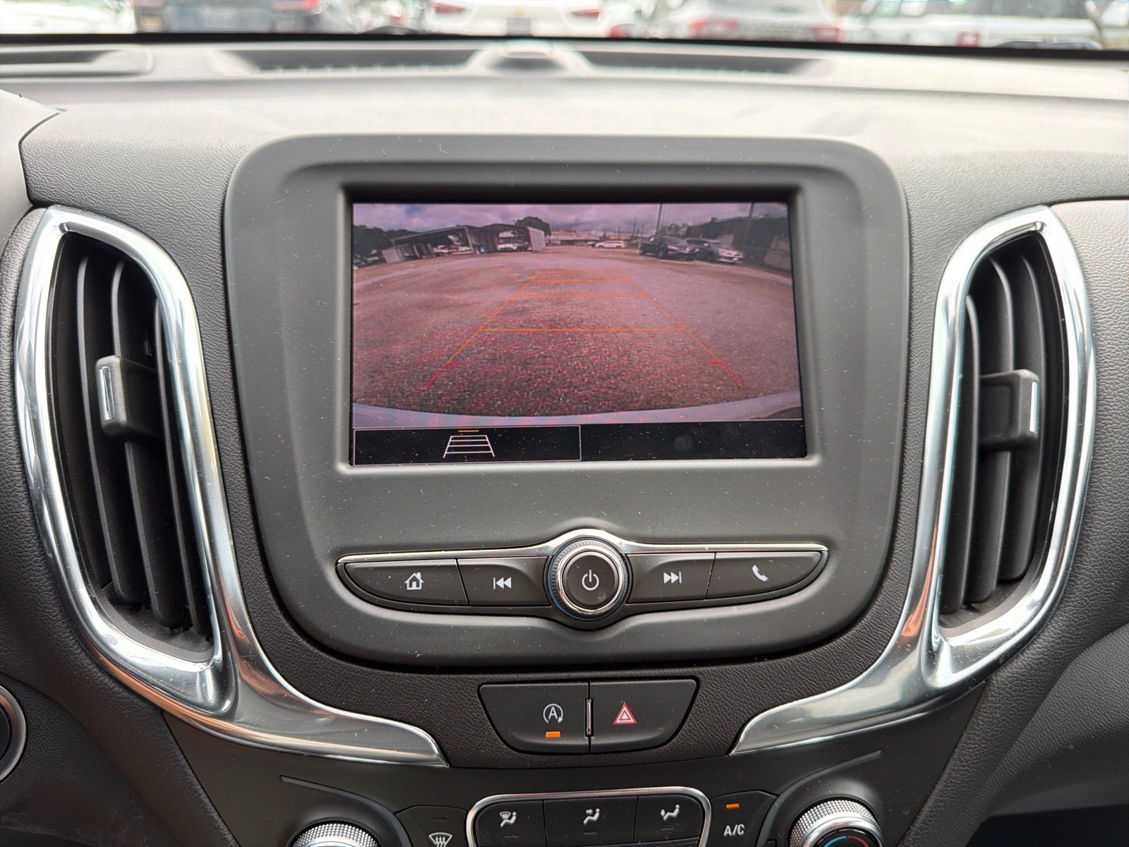 Used 2024 Chevrolet Equinox LT w/ LPO, Floor Liner Package FWD image 18
