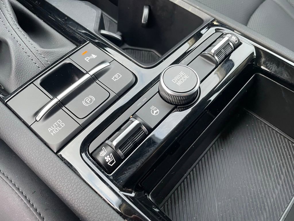 New 2025 Kia K5 EX image 19