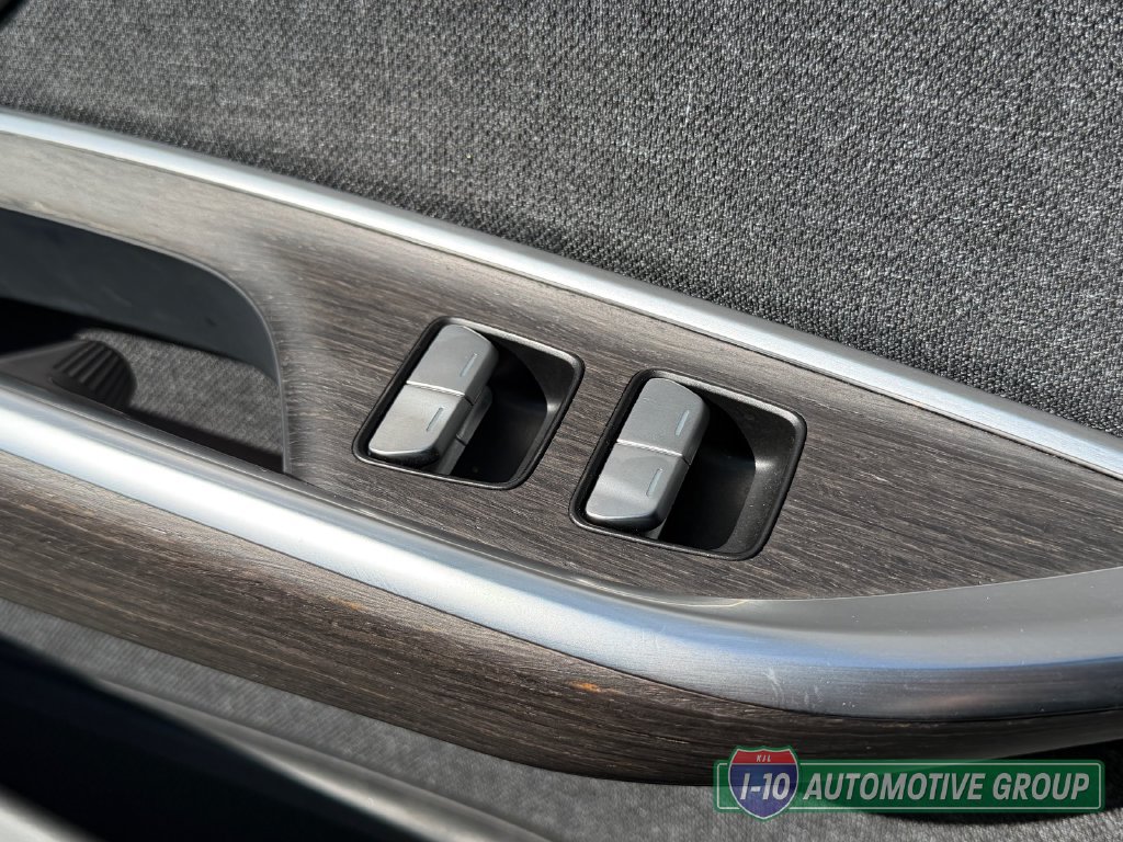Used 2023 Lucid Air Touring AWD/4WD image 16