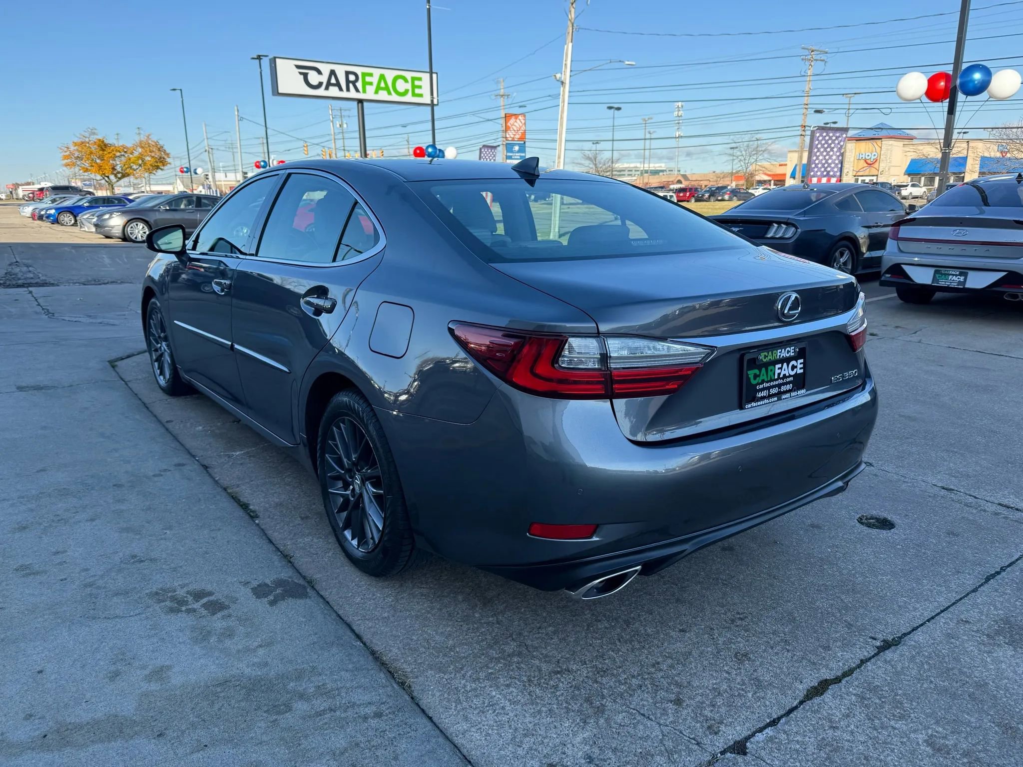 Used 2018 Lexus ES 350 w/ Premier Package image 9