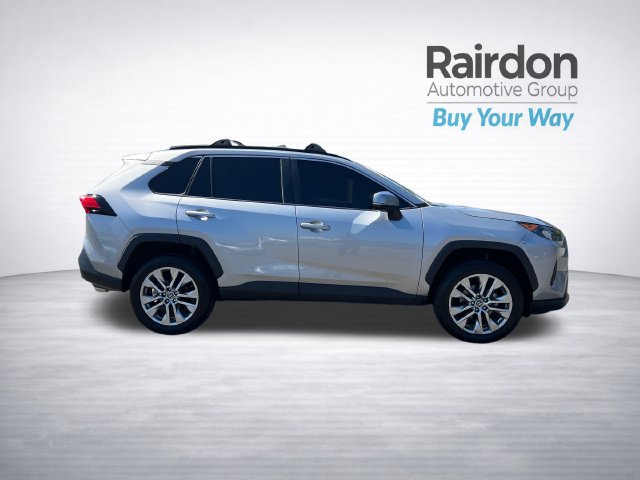 Used 2019 Toyota RAV4 LE w/ All Weather Liner Package AWD/4WD image 8