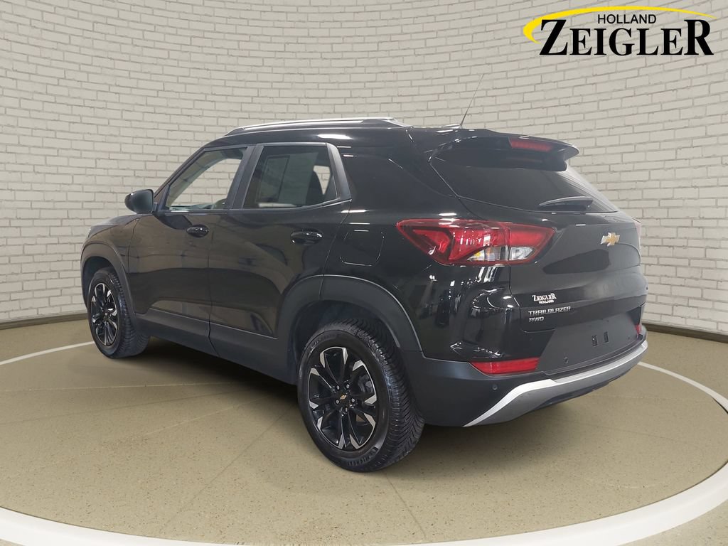 Used 2023 Chevrolet TrailBlazer LT w/ Convenience Package AWD/4WD image 7