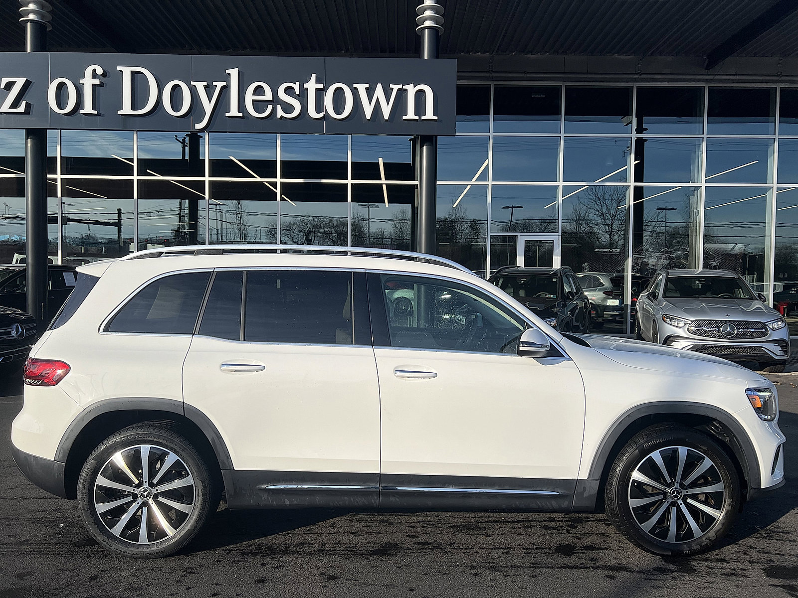 Certified 2022 Mercedes-Benz GLB 250 4MATIC image 8