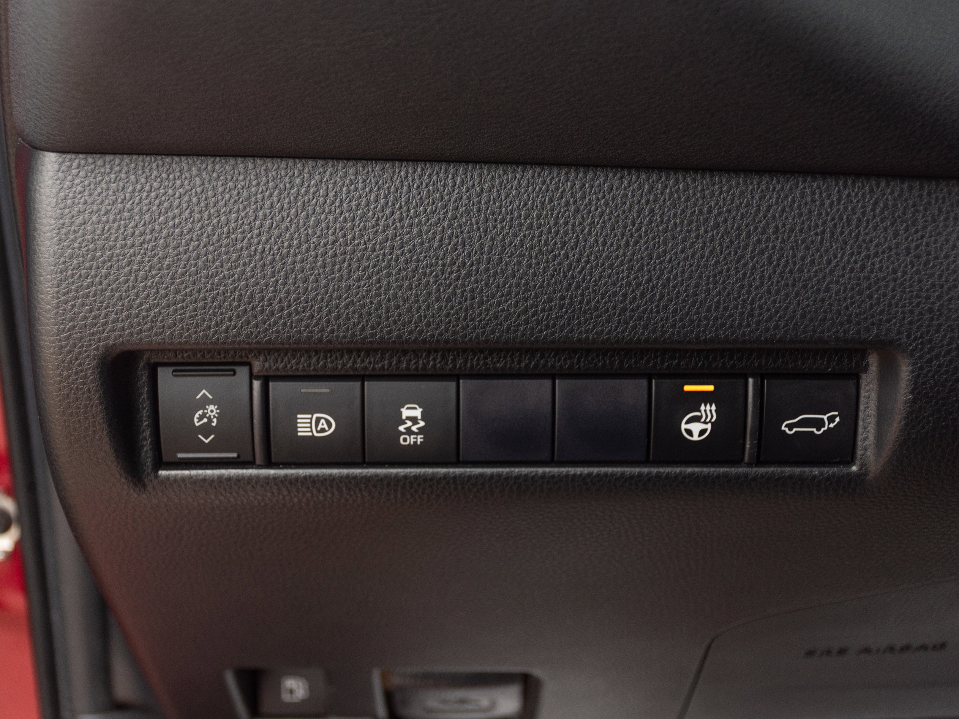 Used 2021 Toyota Venza XLE w/ Softex Package image 12