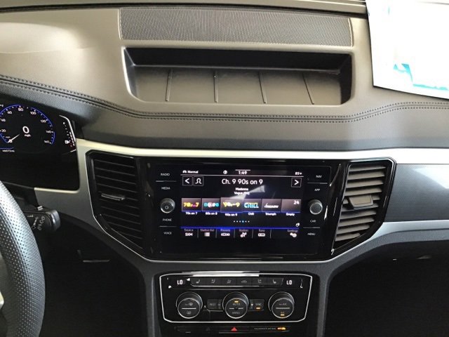 Used 2021 Volkswagen Atlas SEL Premium image 26