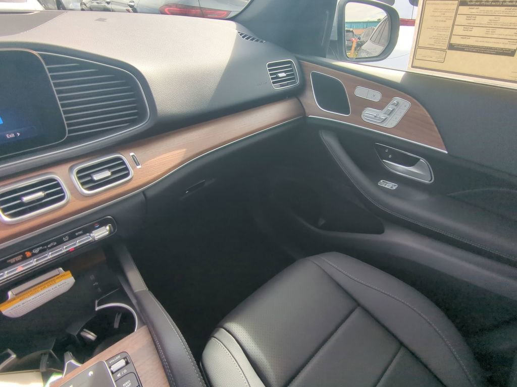 Certified 2026 Mercedes-Benz GLE 350 4MATIC image 4