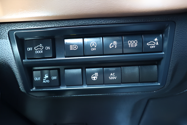 Used 2025 Toyota Tundra 1794 Edition AWD/4WD image 19