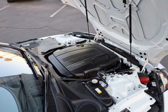 Used 2020 Jaguar F-TYPE Convertible image 44