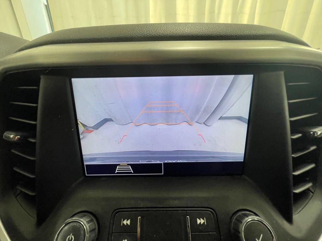 Used 2020 GMC Acadia SLE AWD/4WD image 25