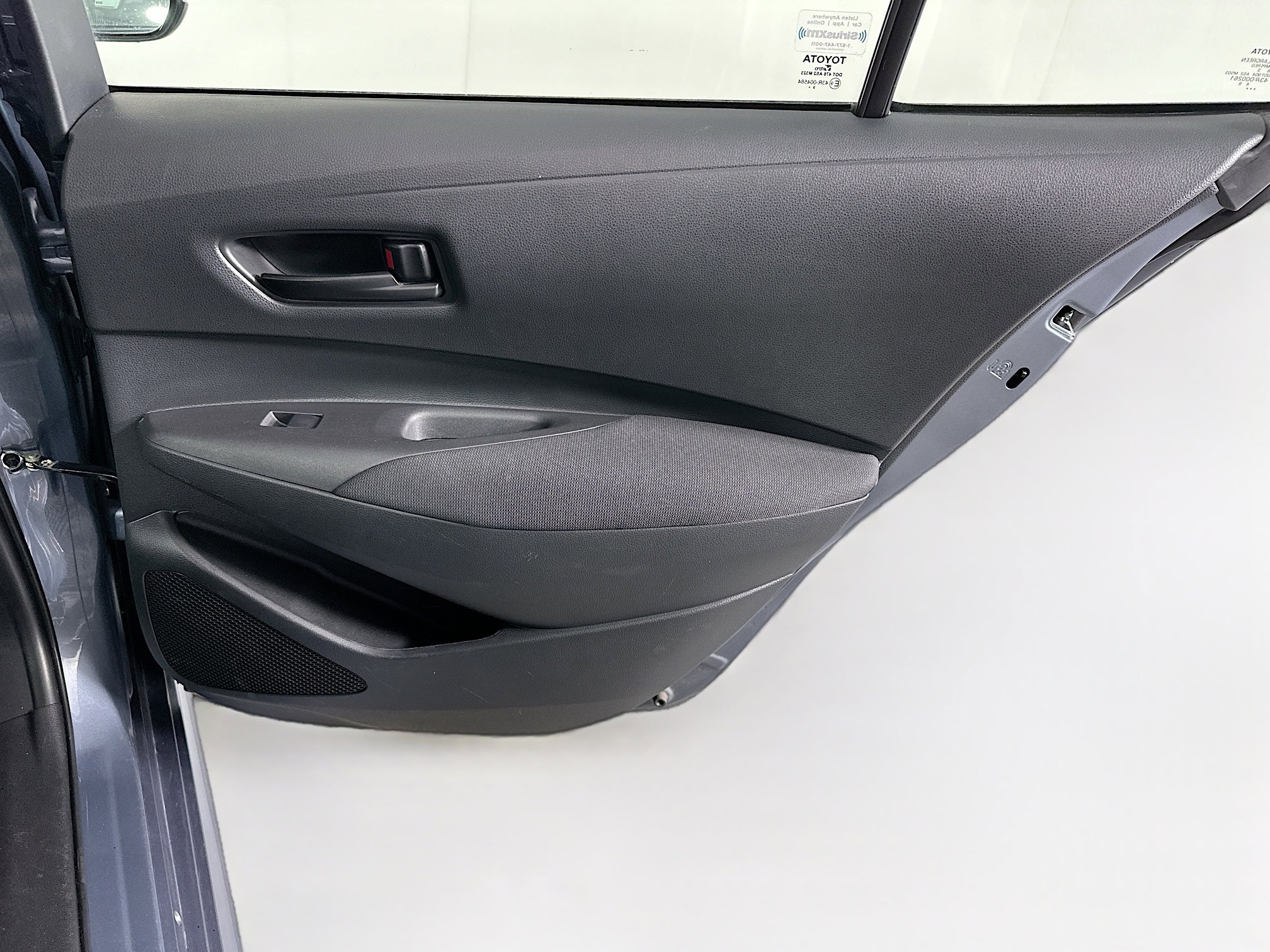 Used 2024 Toyota Corolla LE image 29