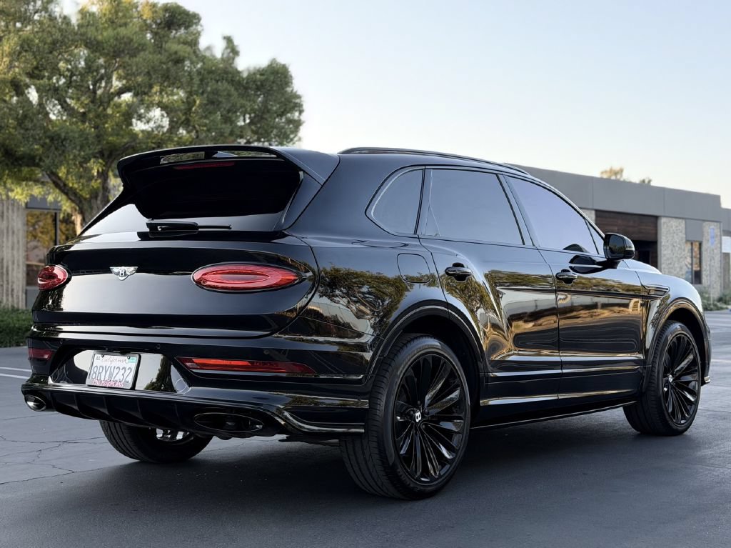 Used 2021 Bentley Bentayga Speed AWD/4WD image 8