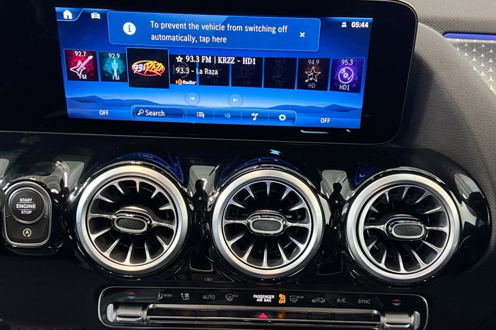 Certified 2025 Mercedes-Benz GLA 250 image 15