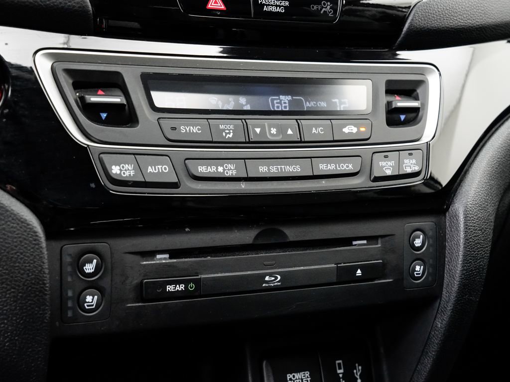 Used 2018 Honda Pilot Elite image 18