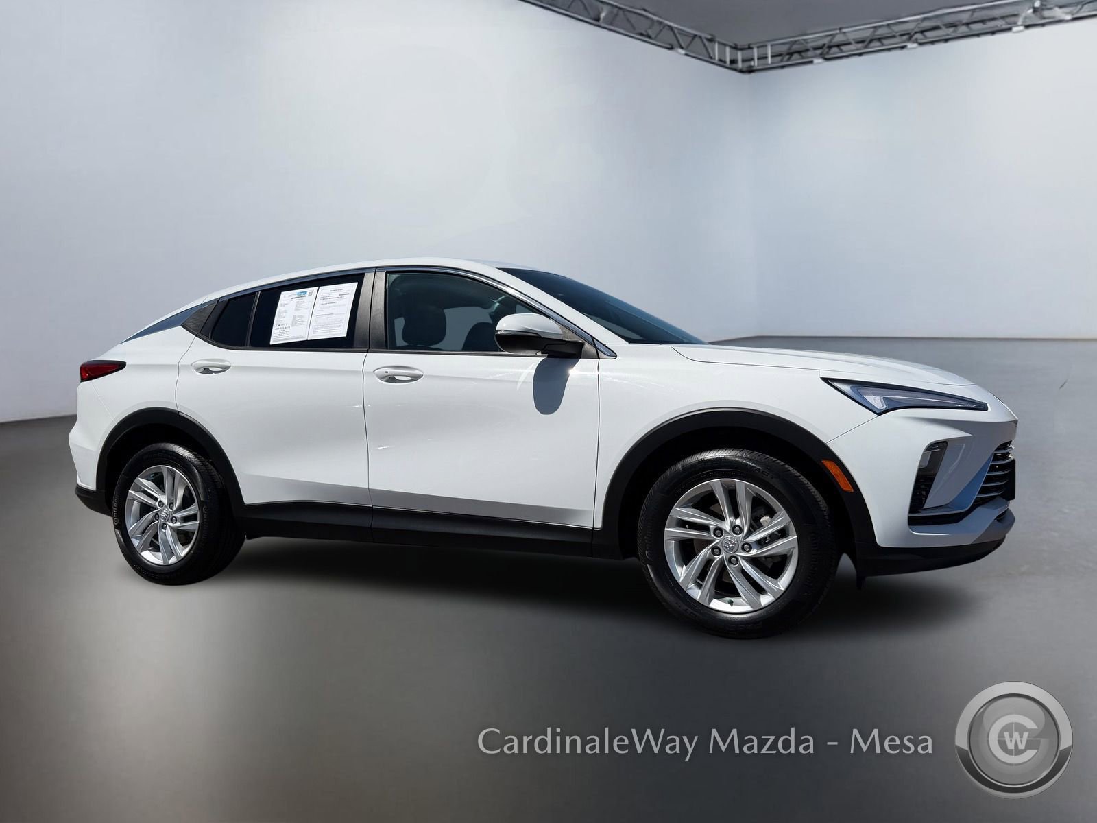 Used 2024 Buick Envista Preferred w/ Convenience I Package image 2