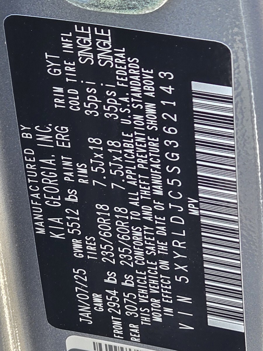 New 2025 Kia Sorento S image 23