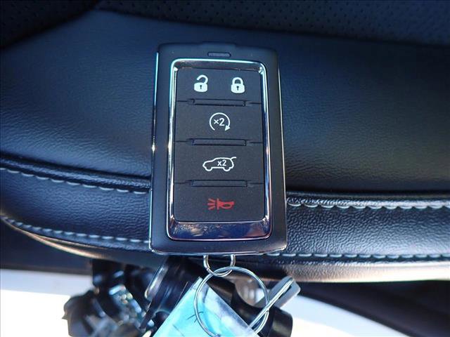 New 2026 Jeep Grand Cherokee Altitude image 25