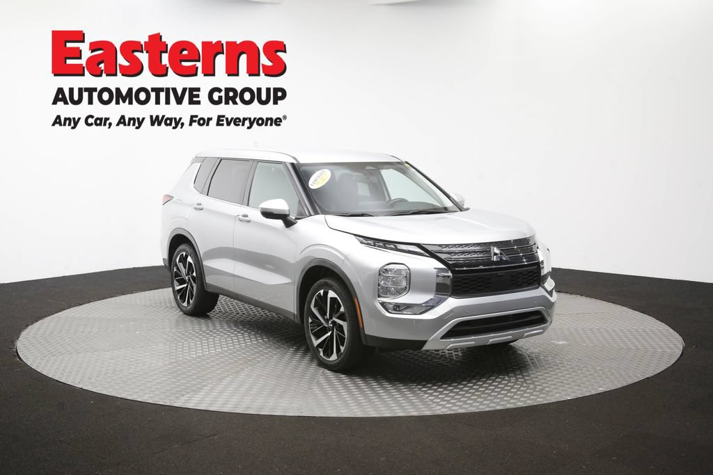 Used 2024 Mitsubishi Outlander SE FWD image 52