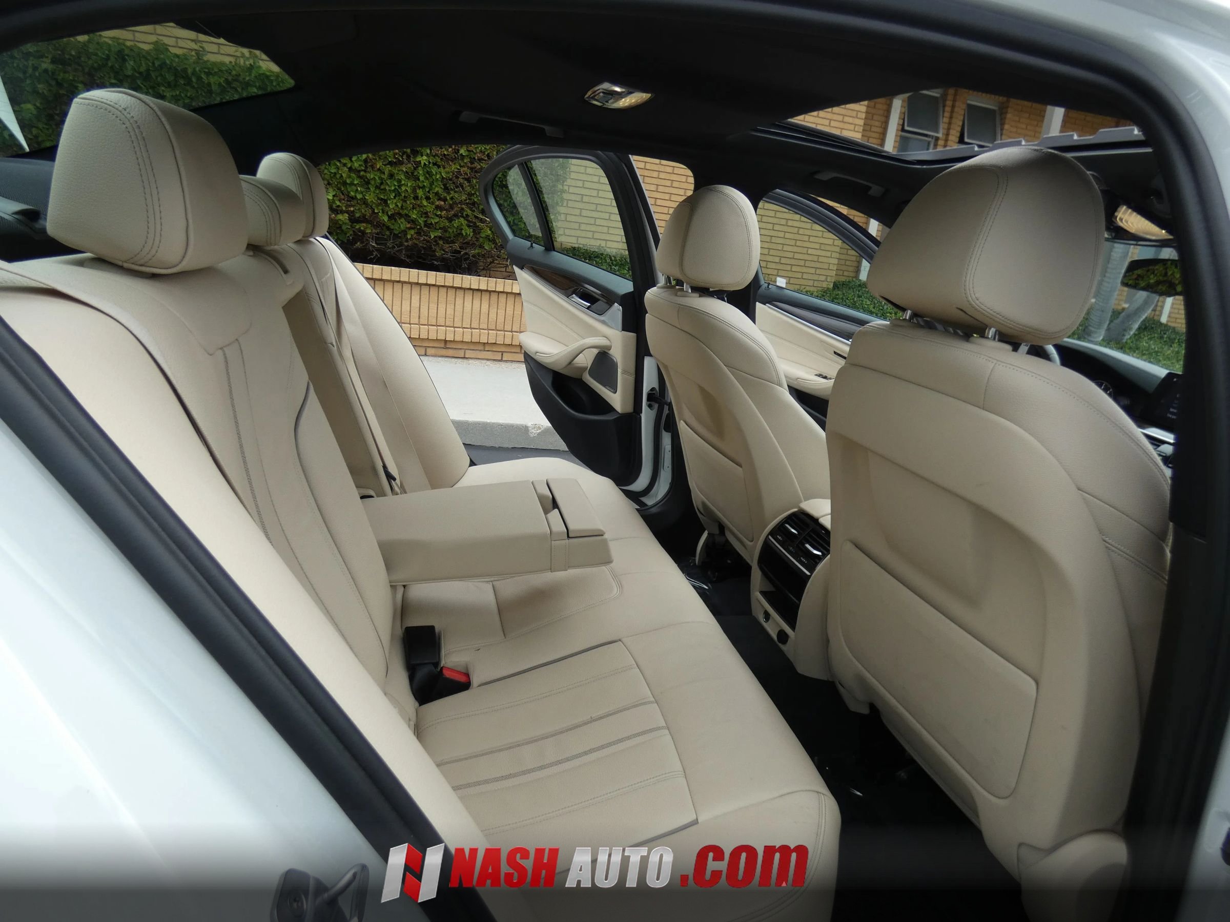 Used 2017 BMW 540i RWD image 50