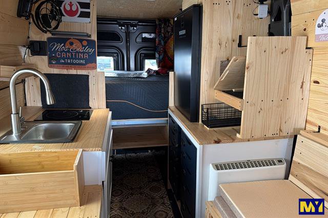 Used 2024 RAM ProMaster 2500 w/ Safety Group FWD image 17