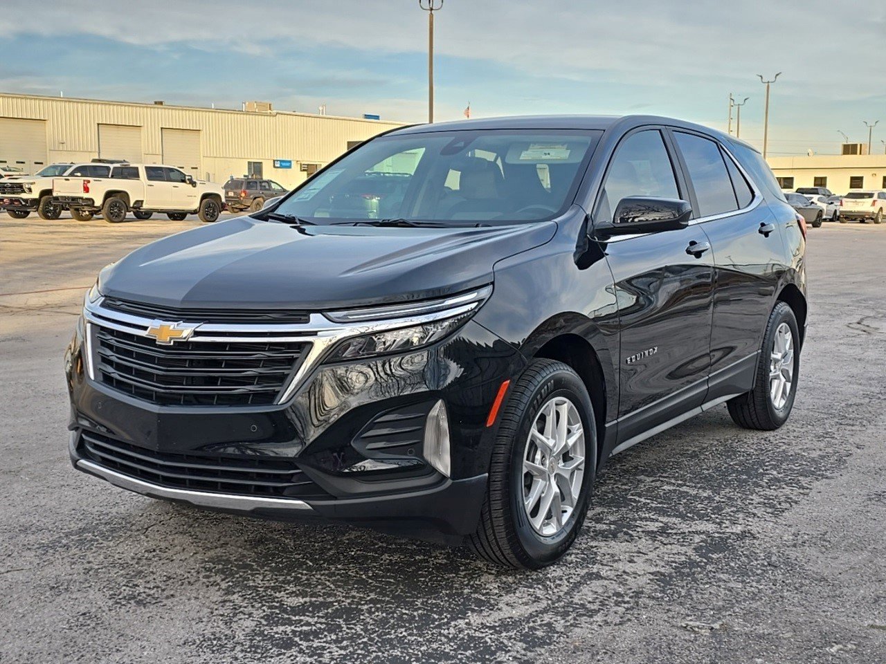 Certified 2024 Chevrolet Equinox LT image 3
