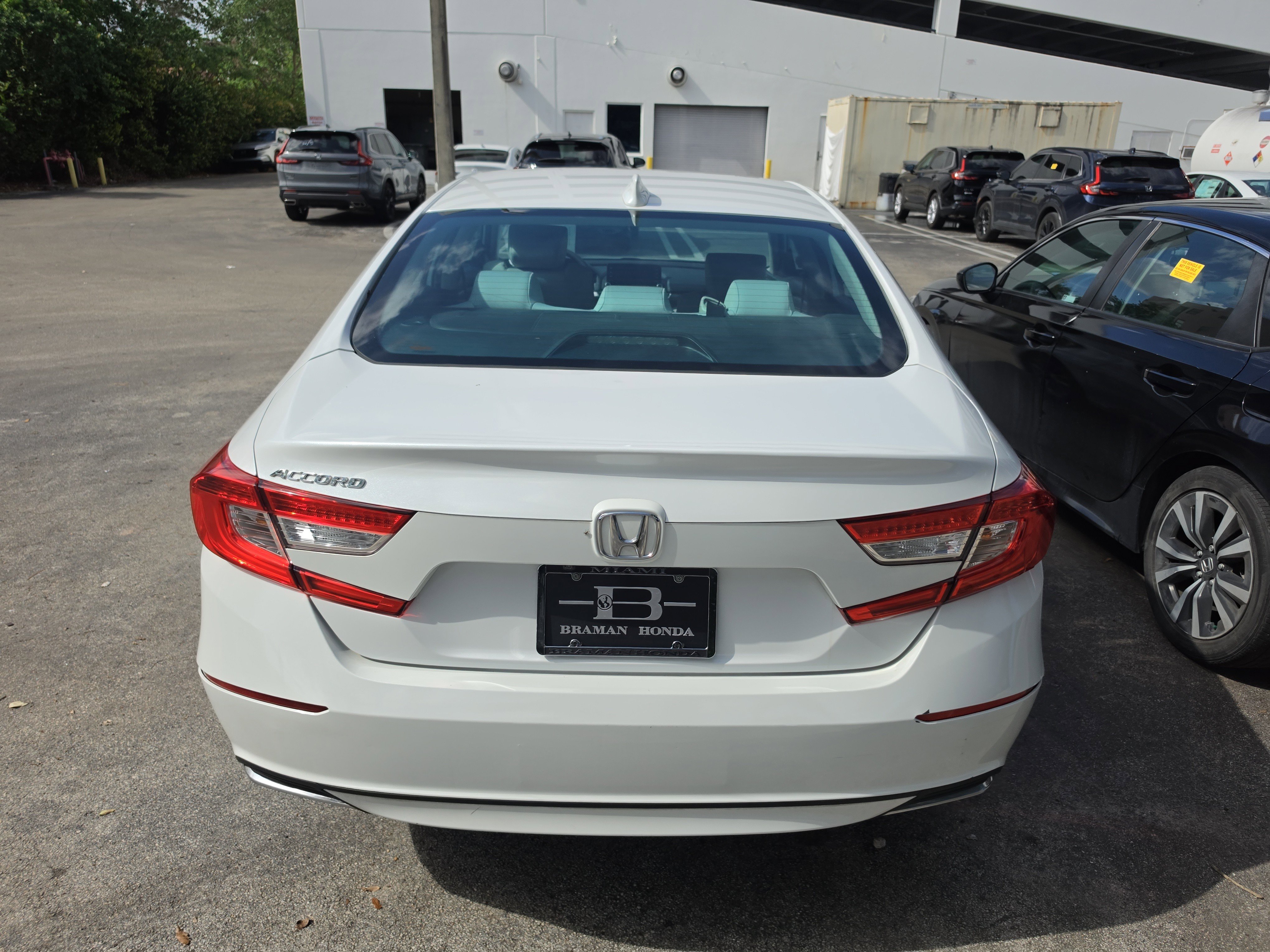 Certified 2022 Honda Accord LX image 5