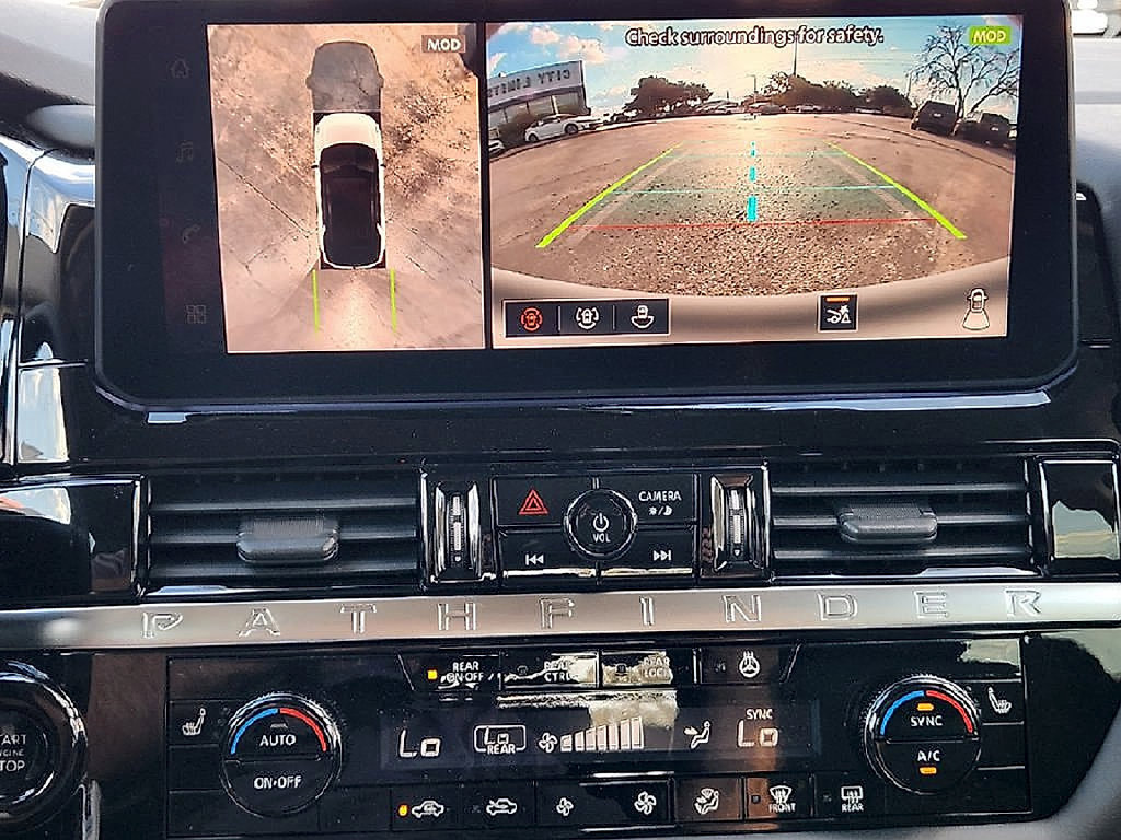 New 2026 Nissan Pathfinder SL FWD image 17