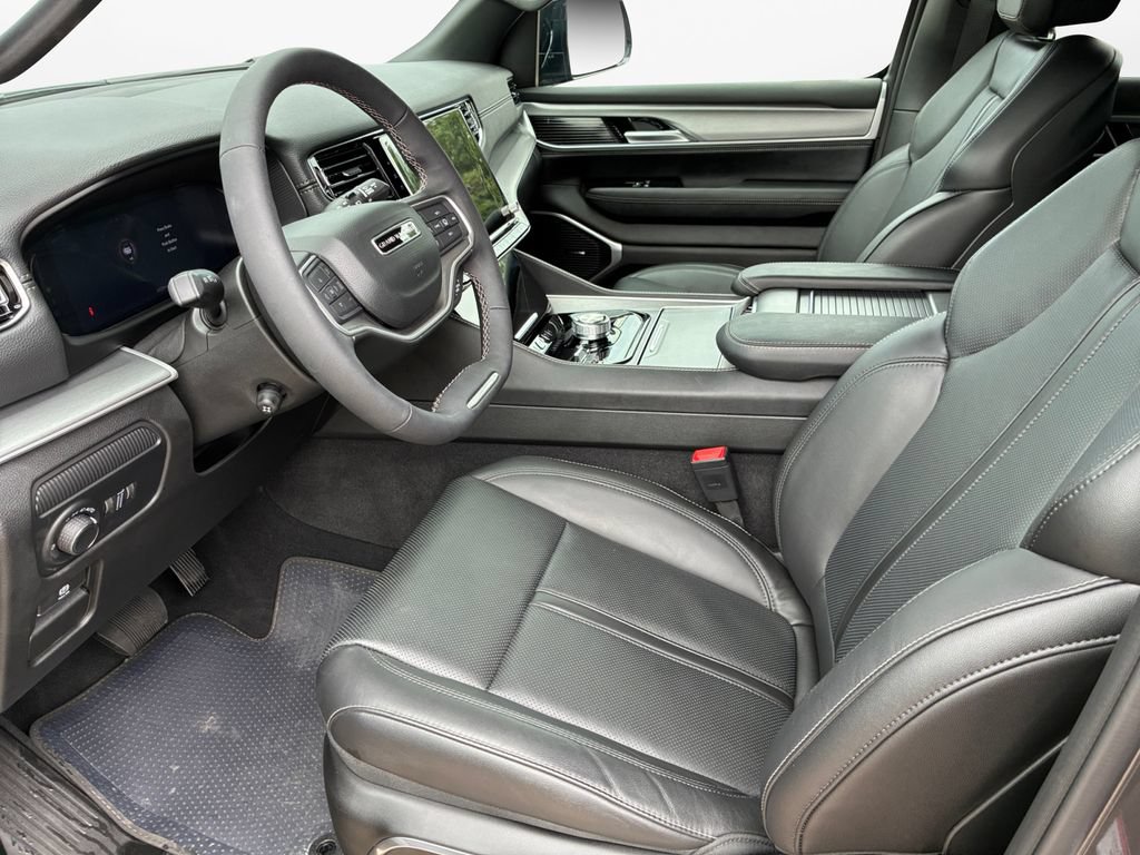 New 2026 Jeep Grand Wagoneer 4WD w/ Premium Group I image 19