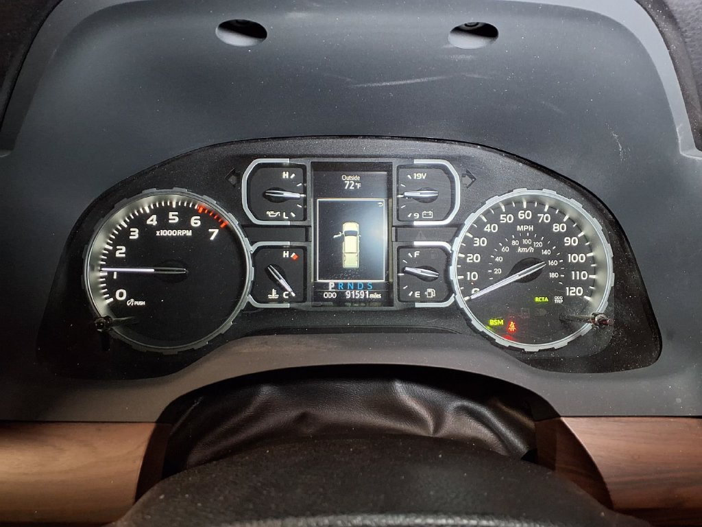 Used 2021 Toyota Tundra Limited w/ Limited Premium Package RWD image 12