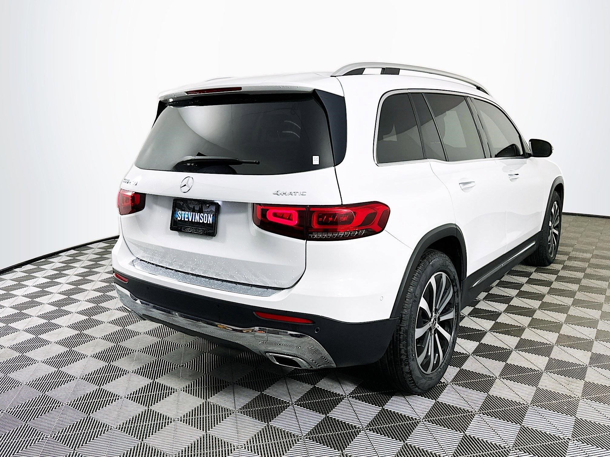 Used 2020 Mercedes-Benz GLB 250 4MATIC image 7