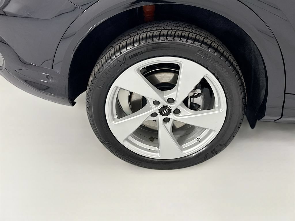 New 2026 Audi Q5 Premium Plus AWD/4WD image 32