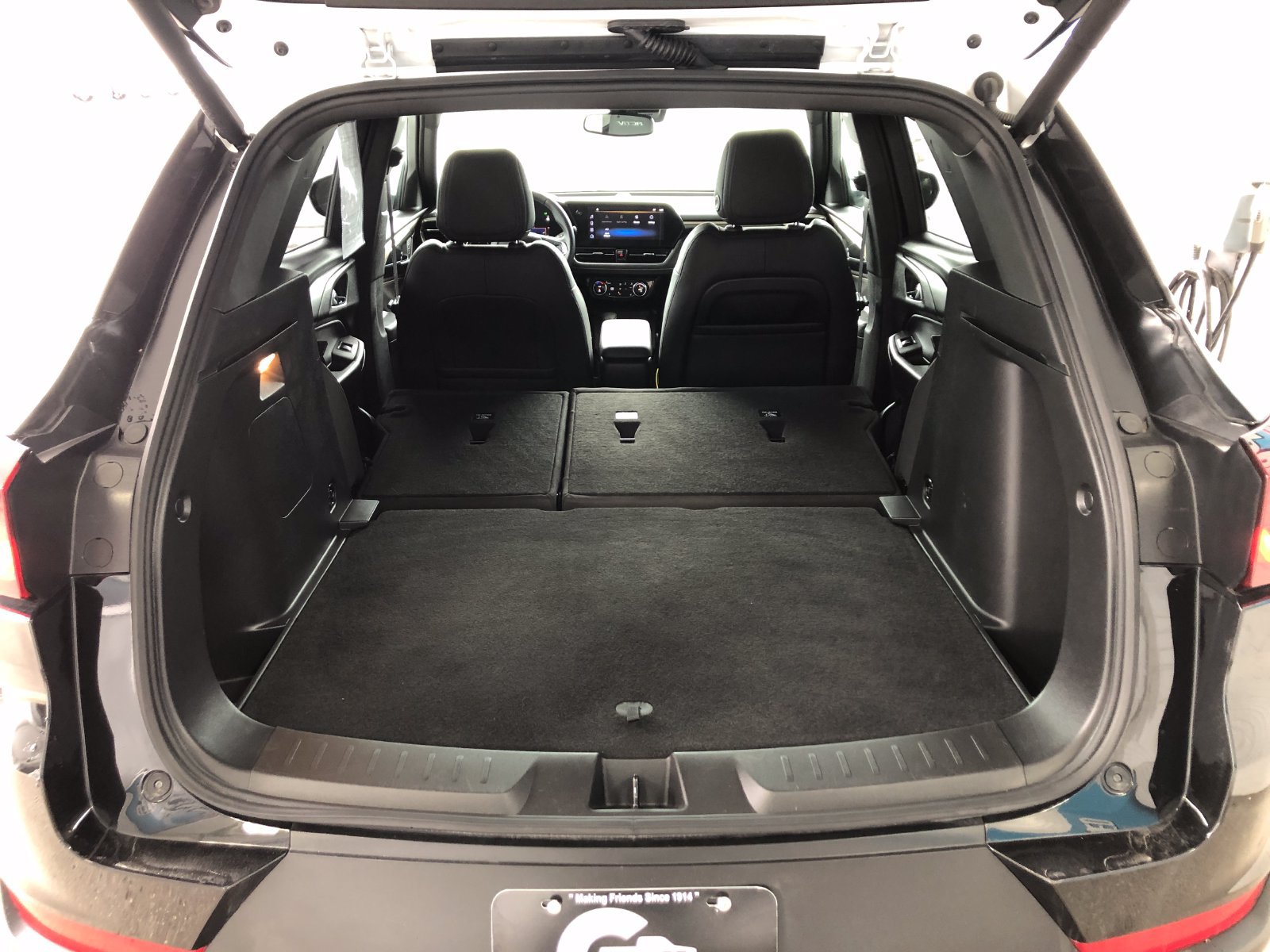Used 2025 Chevrolet TrailBlazer ACTIV w/ Convenience Package FWD image 9