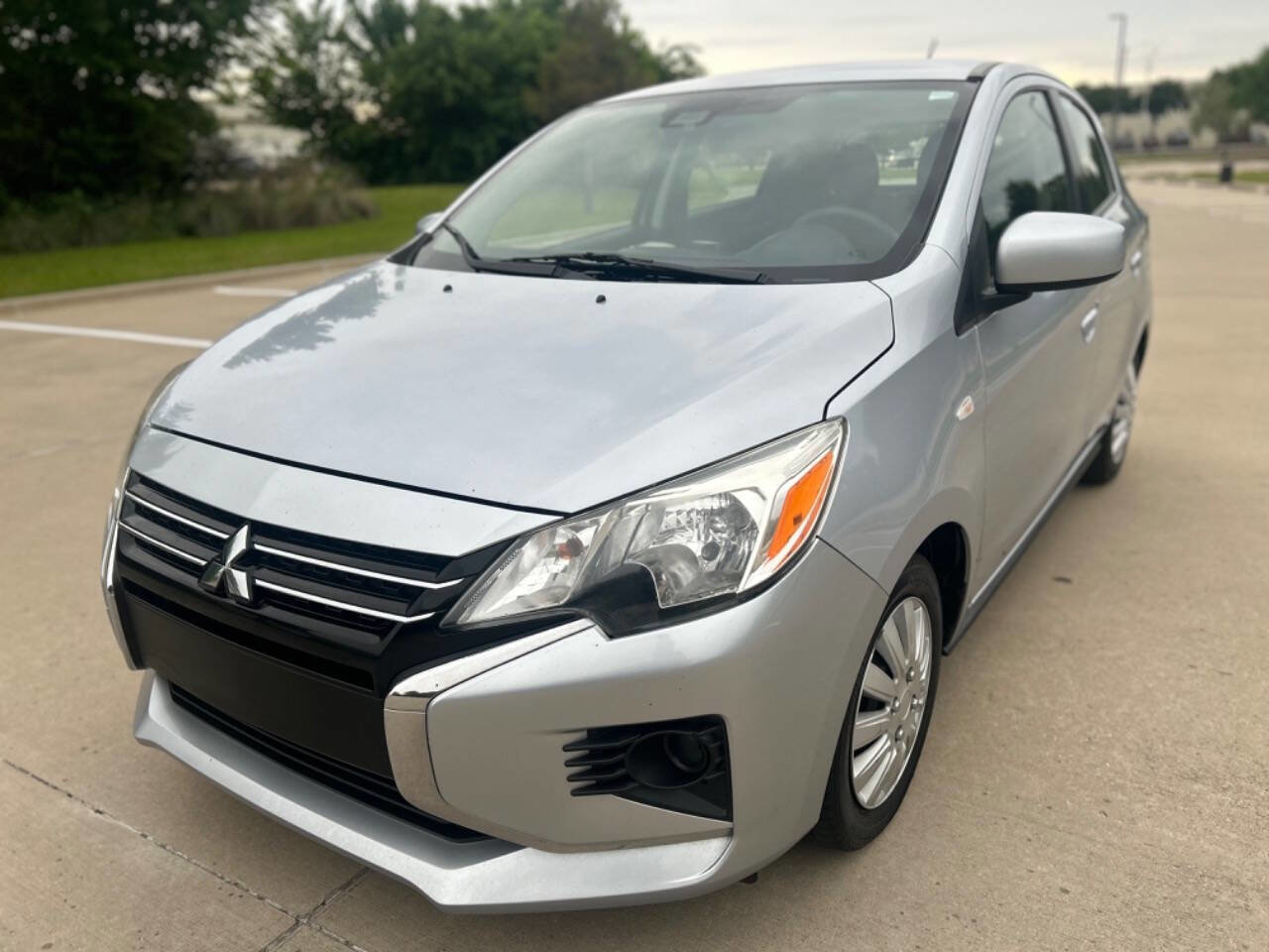 Used 2021 Mitsubishi Mirage ES image 2