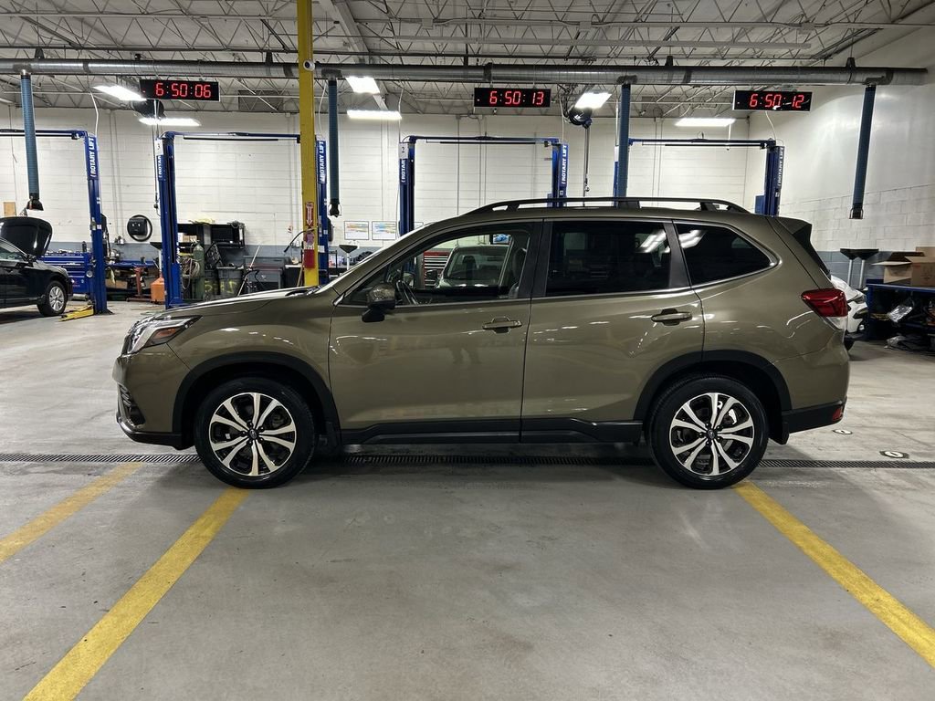 Certified 2023 Subaru Forester Limited image 5