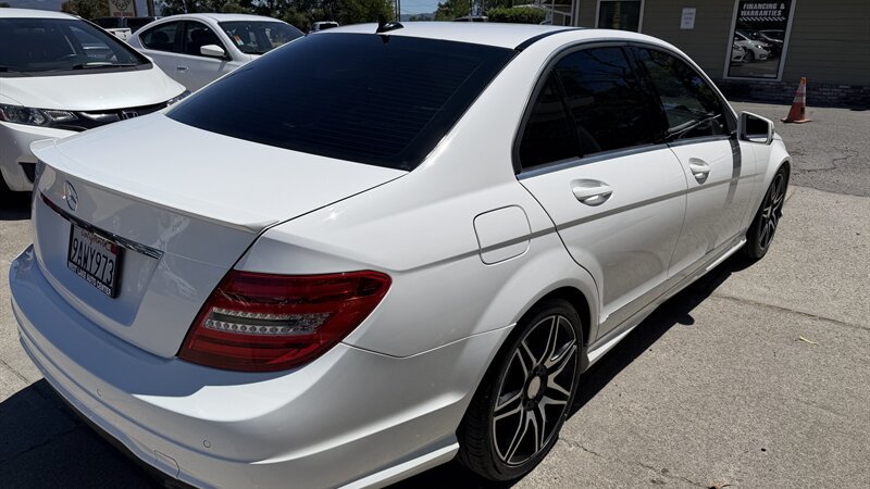 Used 2013 Mercedes-Benz C 350 Sport image 3