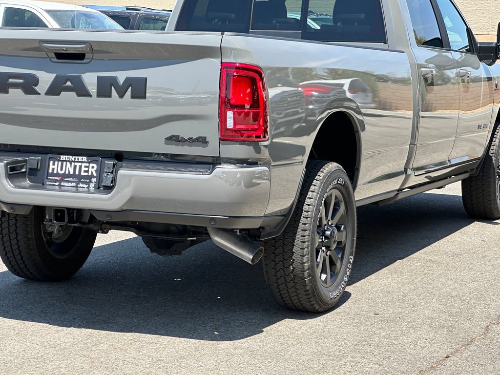 New 2026 RAM 2500 Laramie AWD/4WD image 7