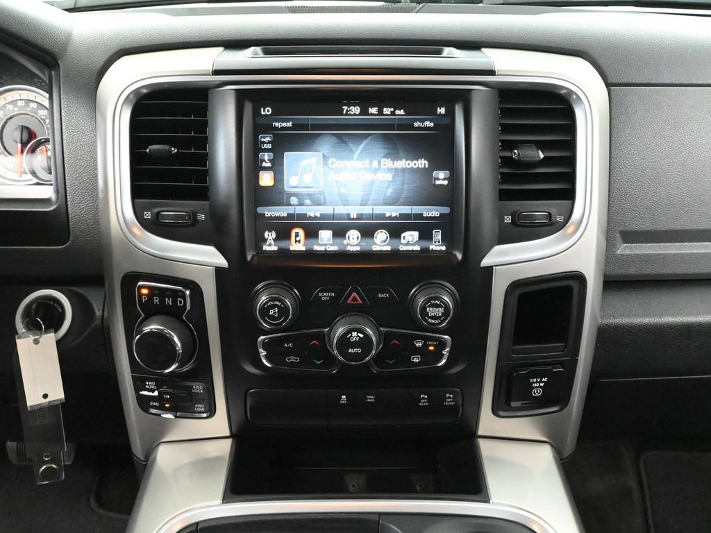 Used 2017 RAM 1500 Big Horn AWD/4WD image 25