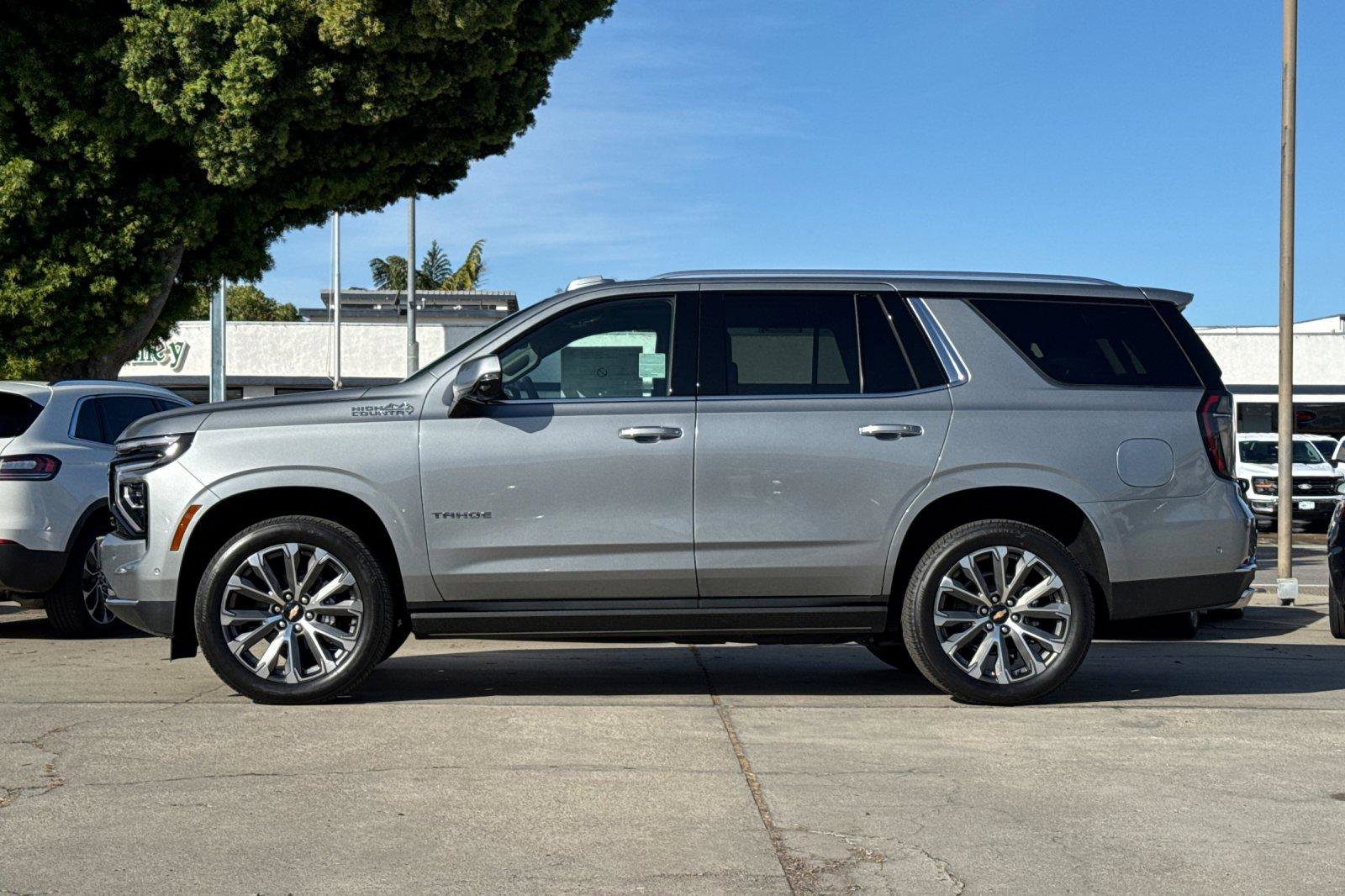 New 2026 Chevrolet Tahoe High Country AWD/4WD image 12